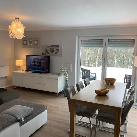 Appartement Forest View In Winterberg Sauerland - Private Garden Facing The Woods *