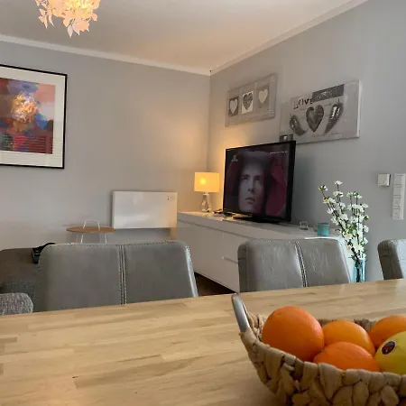 Forest View In Winterberg Sauerland - Private Garden Facing The Woods *