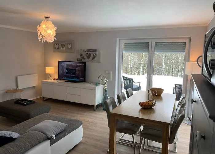 公寓 Forest View In Winterberg Sauerland - Private Garden Facing The Woods *