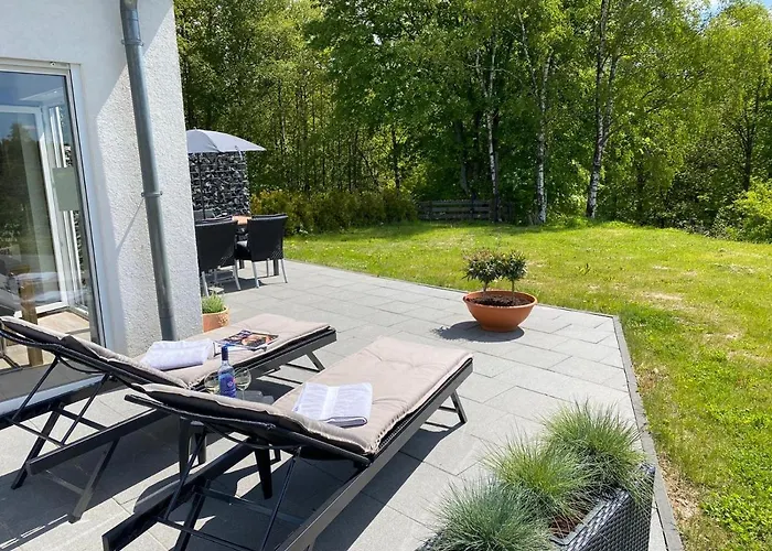 Forest View In Winterberg Sauerland - Private Garden Facing The Woods * Medebach